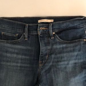 Levi’s 311, Shaping skinny Jeans, size 29M (29x30)